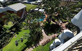Aristocrat Apartments